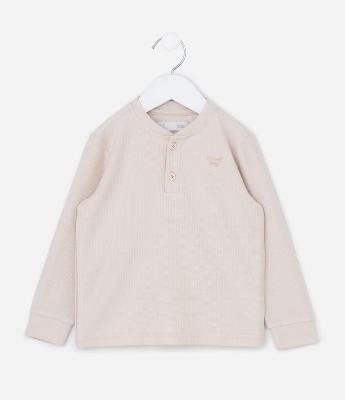 Camiseta Infantil com Bordado no Peito- Tam 1 a 5 anos