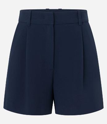 Short Alfaiatado Cintura Alta com Pregas e Lapela