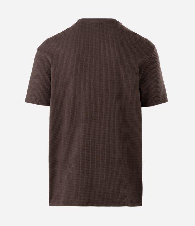 Camiseta Texturizada com Gola Redonda e Manga Curta - 1