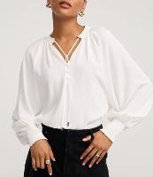 Blusa Bata em Crepe com Gola Padre e Manga Ampla - 1