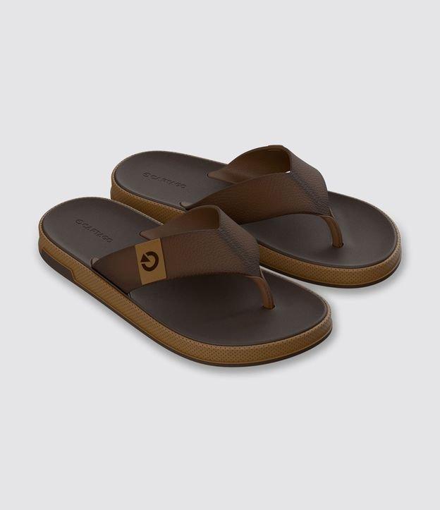 Chinelo de Tiras Largas com Texturas - 2