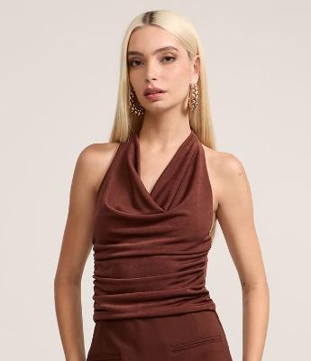 Blusa Frente Única Franzida em Ribana com Detalhe Torcido nas Costas