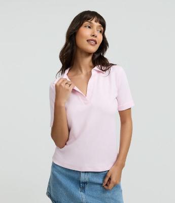 Blusa Polo em Suede com Gola Aberta