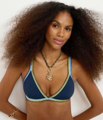 Biquíni Top Triângulo Fixo em Microfibra com Detalhes Contrastantes