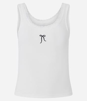 Blusa Regata em Ribana com Lacinho Bordado e Renda