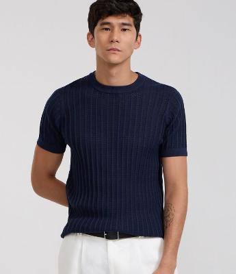 Camiseta Regular em Algodão com Textura e Efeito Tricô