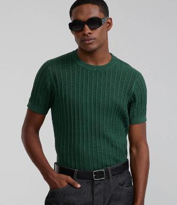 Camiseta Regular em Algodão com Textura e Efeito Tricô