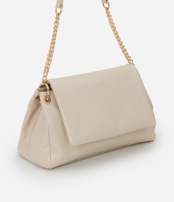 Bolsa Shoulder Grande com Alça Corrente e Metais em Light Gold