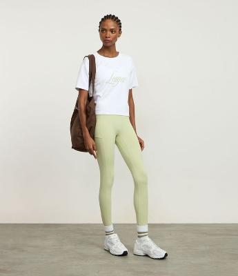 Calça Legging em Microfibra com Bolso Lateral