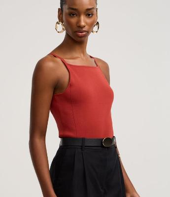 Blusa de Alça em Tricô com Decote Reto