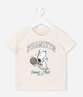 Camiseta Infantil com Estampa Snoopy Tennis Club - Tam 2 A 8 Anos