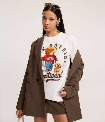 Camiseta em Algodão com Estampa de Urso Walk Outside