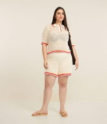 Short em Tricô com Contrastes e Amarração Curve & Plus Size