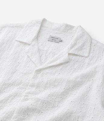 Camisa Comfort em Algodão com Textura e Laise Florida