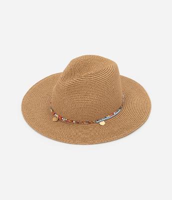 Chapéu Panamá com Aviamento de Miçangas e Medalhas