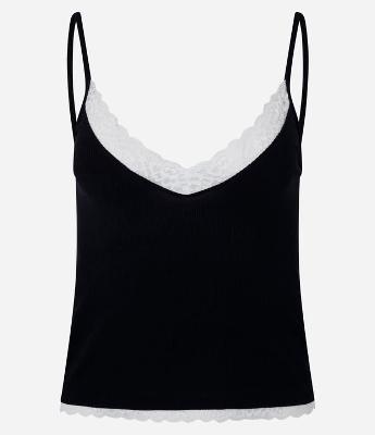 Blusa em Ribana com Alças Finas e Renda no Decote