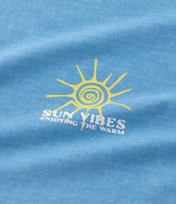 Camiseta Comfort em Algodão Estonado com Estampa Sun Vibes