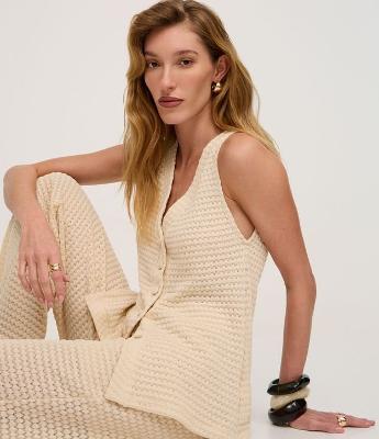 Colete Efeito Crochê com Alças Largas