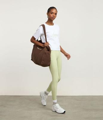 Camiseta Cropped Esportiva em Modal com Mangas Curtas