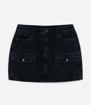 Saia Curta em Jeans com Bolsos Cargo Frontais Curve & Plus Size