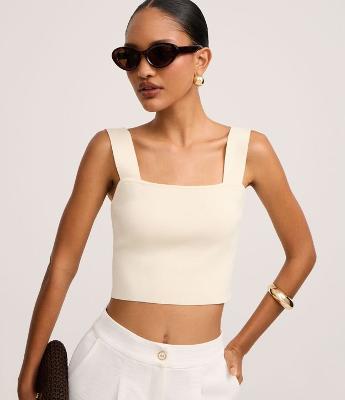Blusa Cropped Canelada em Viscose com Decote Quadrado