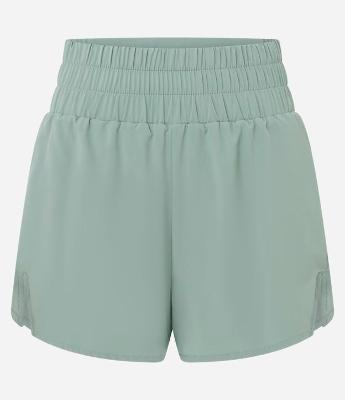 Bermuda Esportiva Sem Costura com Calcinha Interna e Textura Lisa