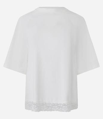 Camiseta em Algodão com Manga Curta e Detalhe Rendado na Barra