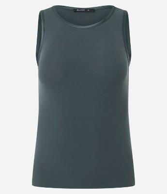 Blusa Básica em Viscose com Gola Redonda