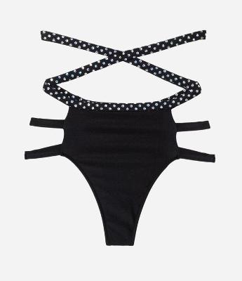 Biquíni Calcinha Hot Pants com Tiras e Aplicação de Brilho