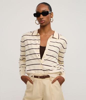 Cardigan Curto em Tricô Listrado com Gola Polo e Botões