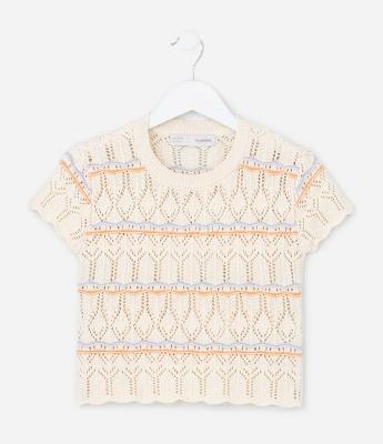 Camiseta Infantil Relaxed em Tricô com Detalhes em Crochê  - Tam 5 a 14 Anos