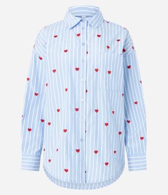 Camisa Alongada em Tricoline com Bordado de Corações e Listras