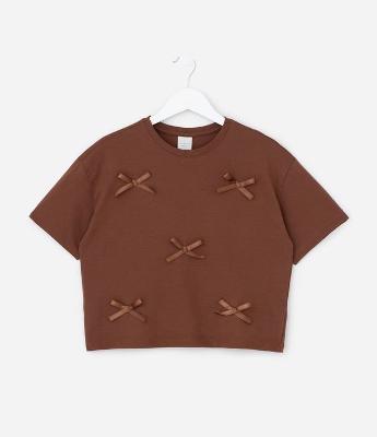 Camiseta Infantil Relaxed Boxy com Laços Aplicados – Tam 5 A 14 Anos