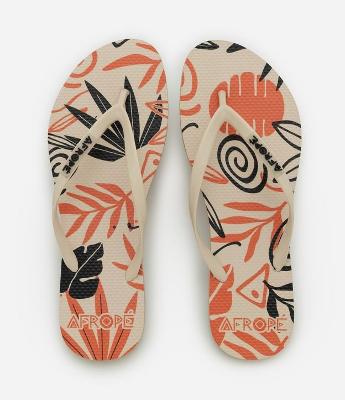 Chinelo Feminino com Estampa de Plantas e Tiras Finas