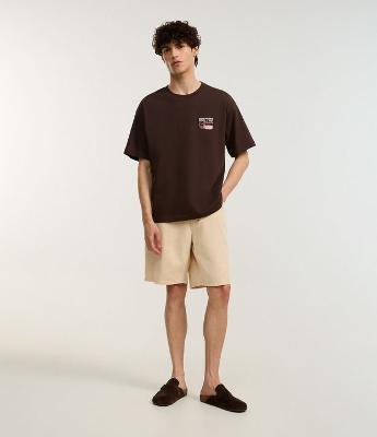 Bermuda Reta Loose em Sarja com Bolso