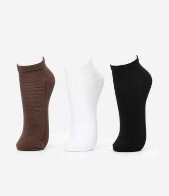 Kit 03 Meias Esportivas Cano Baixo em Poliamida com Superfície Aerada