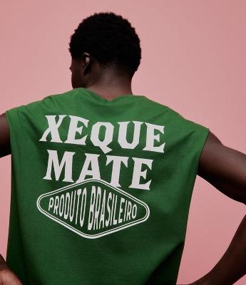 Regata Boxy em Algodão com Estampa Xeque Mate