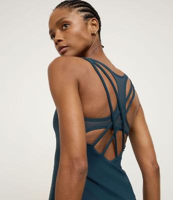 Vestido Esportivo em Microfibra com Shorts Interno