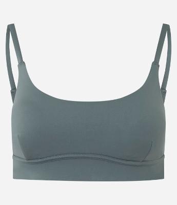 Top Esportivo com Bojo e Alças Finas Fixas