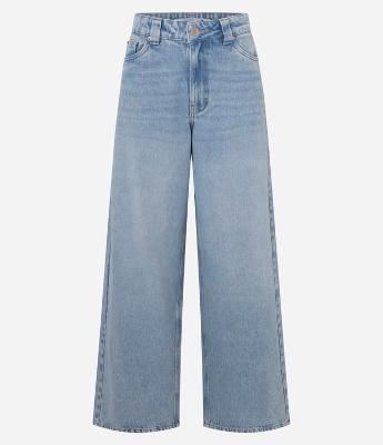 Calça Jeans Wide Leg com Fechamento em Zíper