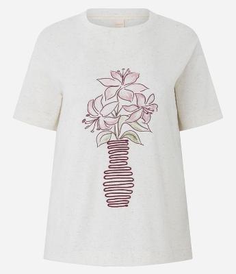 Camiseta Slim em Algodão com Estampa Bordada Vaso de Flores