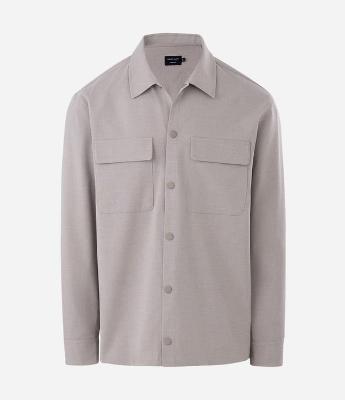 Camisa Comfort em Poliviscose com Bolsos Frontais