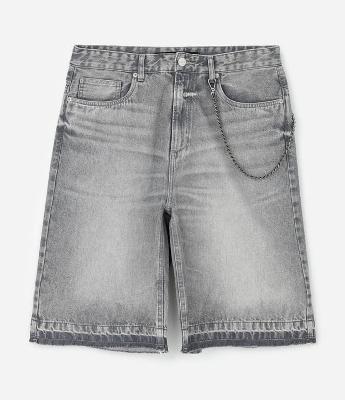Bermuda Baggy em Jeans com Detalhes de Costura