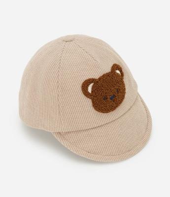 Boné Infantil em Cotelê com Ursinho em Chenille – Tam RN a 12 Meses