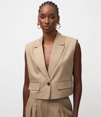 Colete Alfaiataria com Gola e Ombreiras