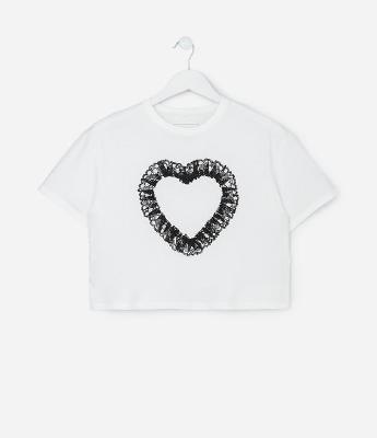 Camiseta Infantil Relaxed com Estampa de Coração – Tam 5 a 14 Anos