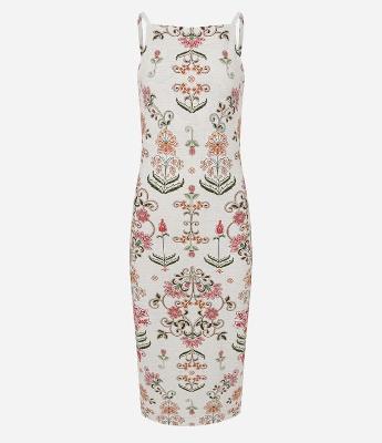 Vestido Canelado com Decote Quadrado e Estampa de Arabesco