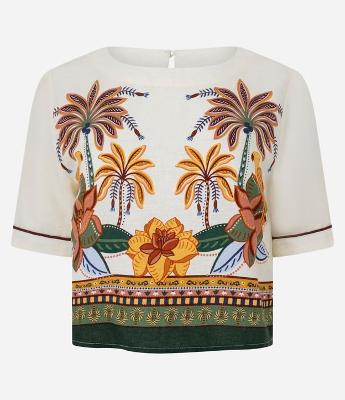 Blusa Curta em Viscolinho com Estampa Tropical