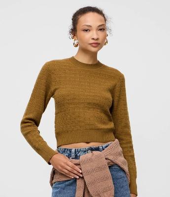 Suéter em Tricô Texturizado com Golinha