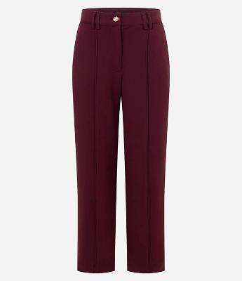 Calça Wide em Crepe com Passantes e Bolsos Traseiros